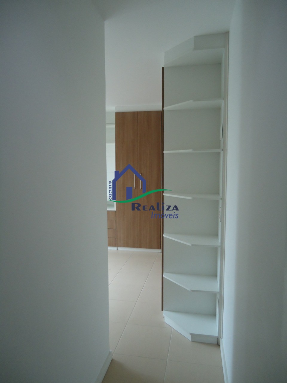 Apartamento à venda com 3 quartos, 95m² - Foto 10