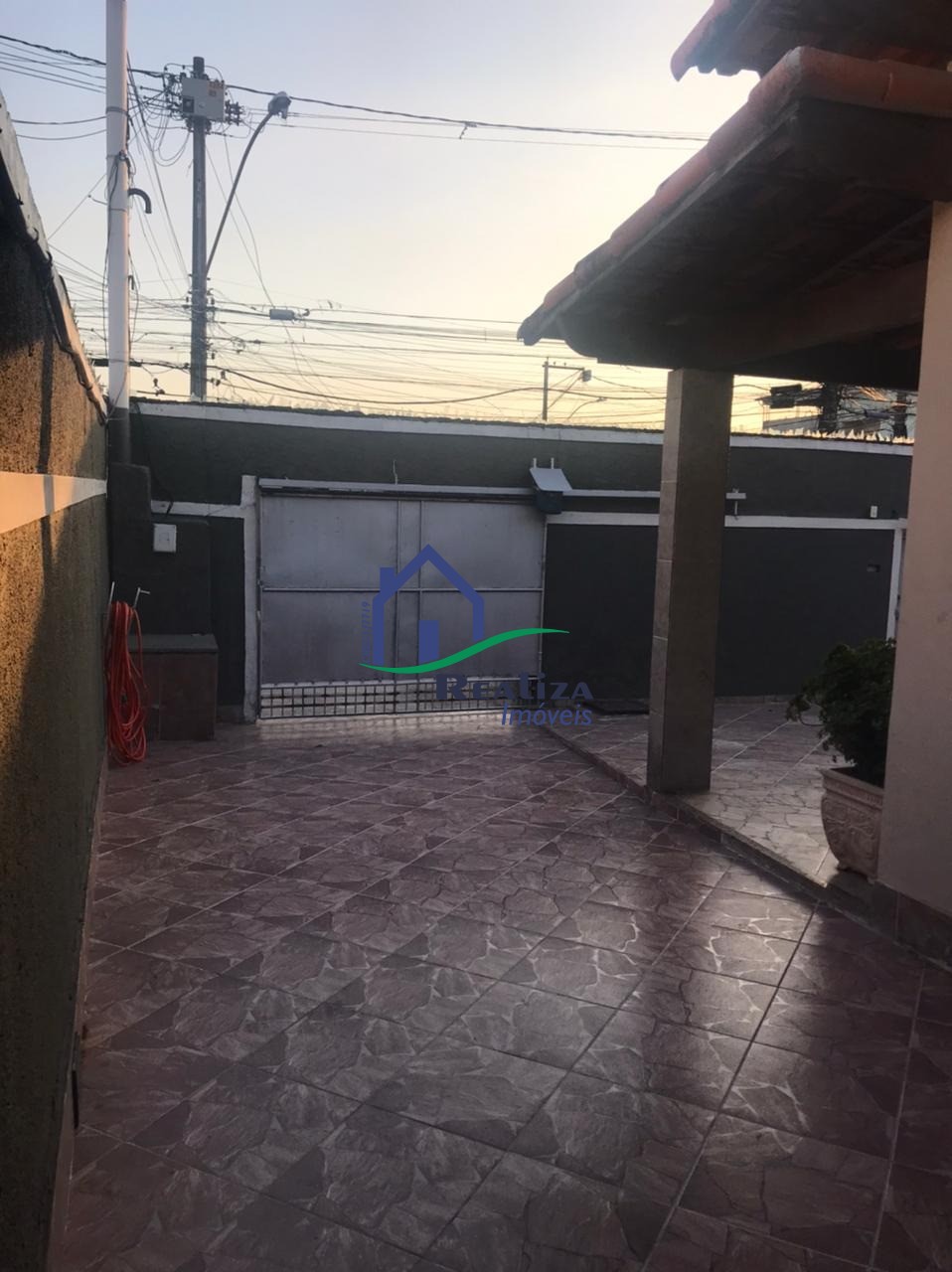 Casa à venda com 3 quartos, 300m² - Foto 5