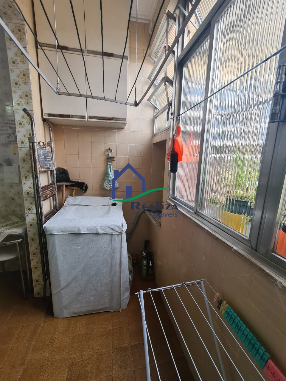 Apartamento à venda com 2 quartos, 70m² - Foto 6