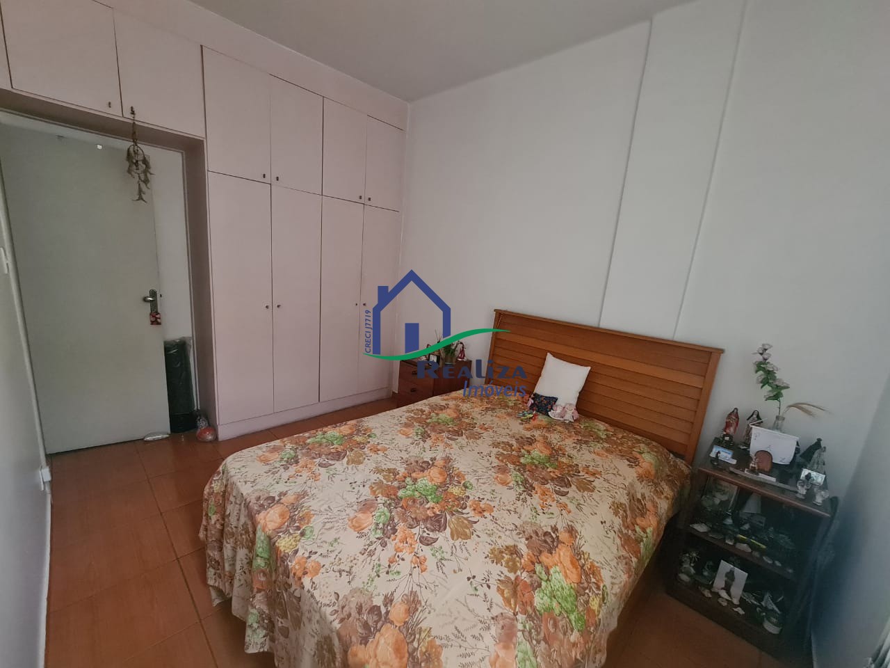 Apartamento à venda com 2 quartos, 70m² - Foto 11