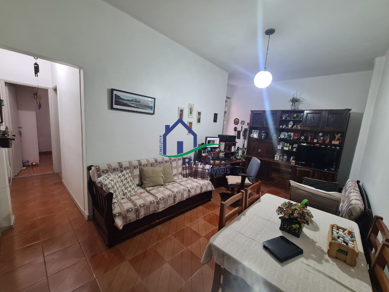 Apartamento à venda com 2 quartos, 70m² - Foto 1