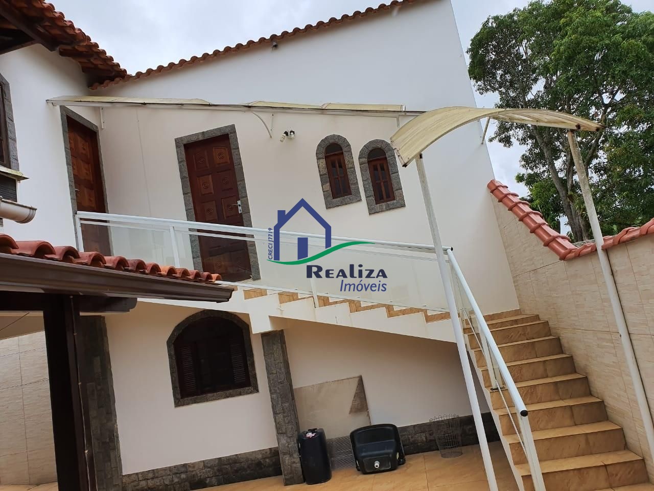 Casa à venda com 5 quartos, 100m² - Foto 9