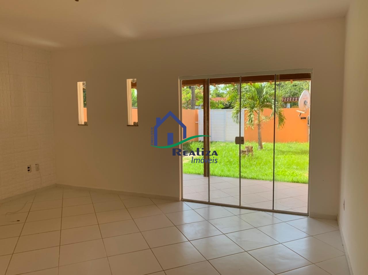 Casa à venda com 3 quartos, 105m² - Foto 3