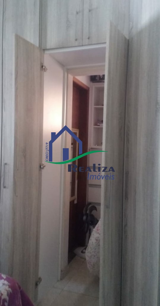 Casa à venda com 2 quartos, 240m² - Foto 12