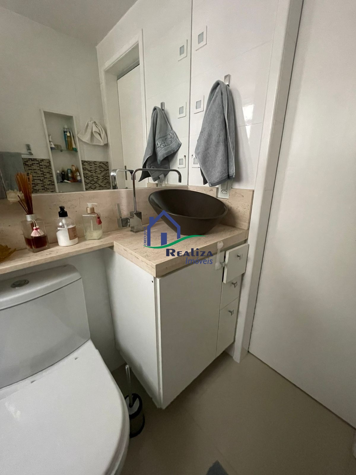 Apartamento à venda com 2 quartos, 55m² - Foto 19