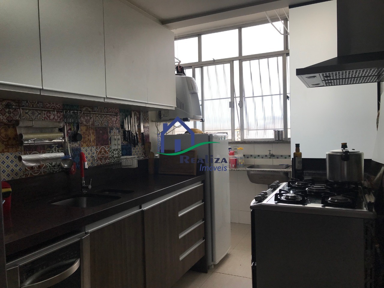 Apartamento à venda com 3 quartos, 95m² - Foto 4