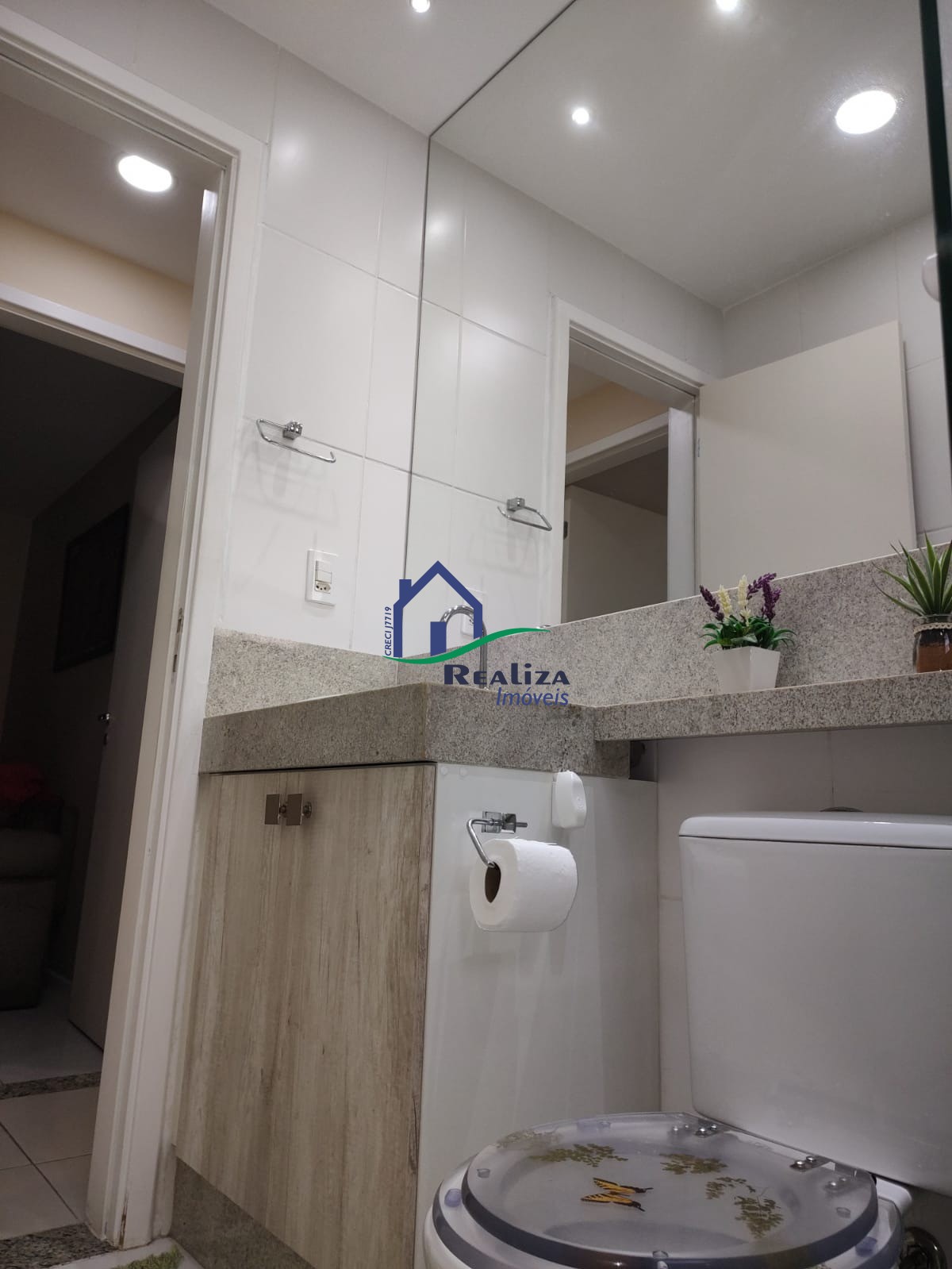 Apartamento à venda com 2 quartos, 60m² - Foto 19