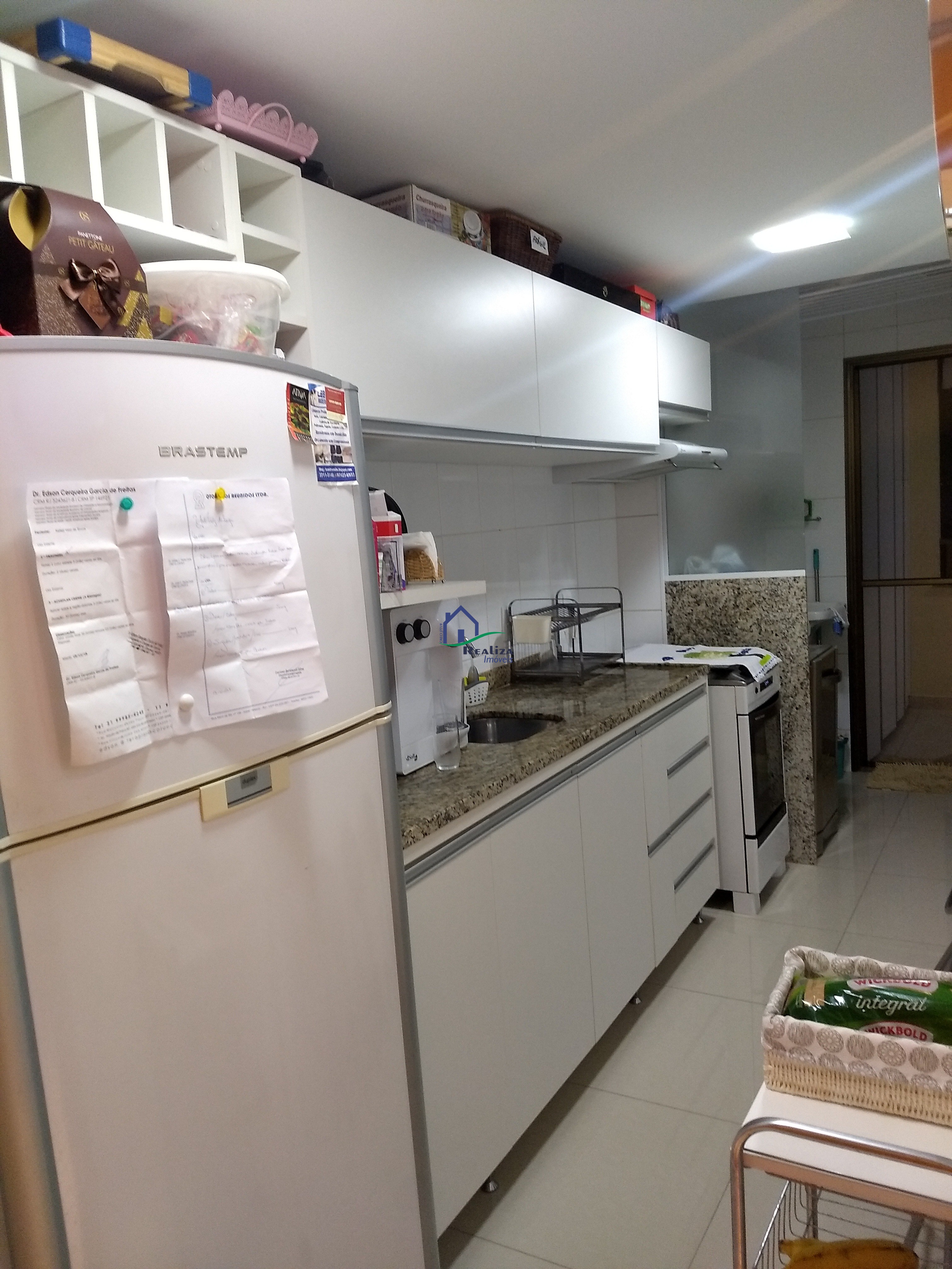 Apartamento à venda com 2 quartos, 75m² - Foto 6