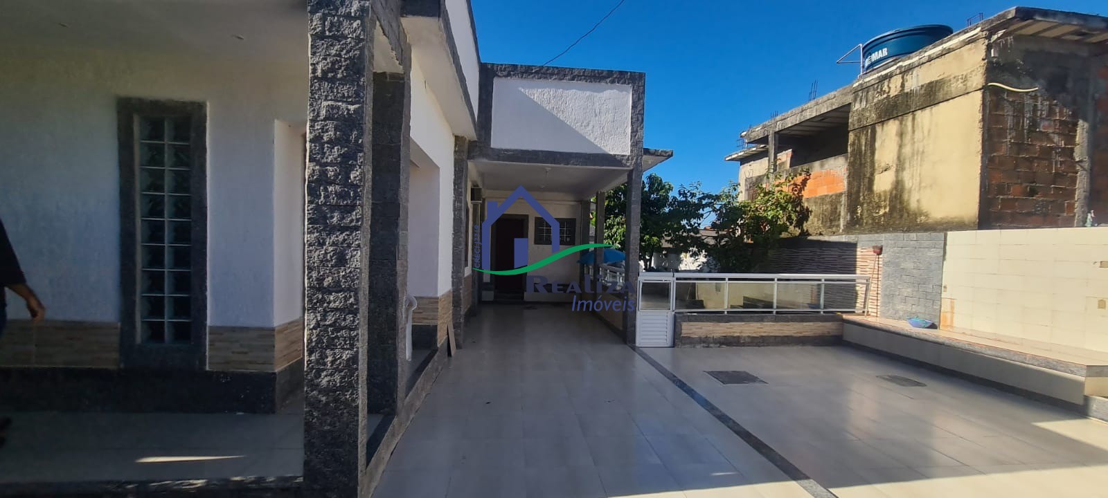 Casa à venda com 4 quartos, 80m² - Foto 3