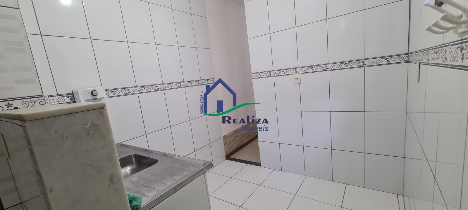 Casa à venda com 4 quartos, 80m² - Foto 26