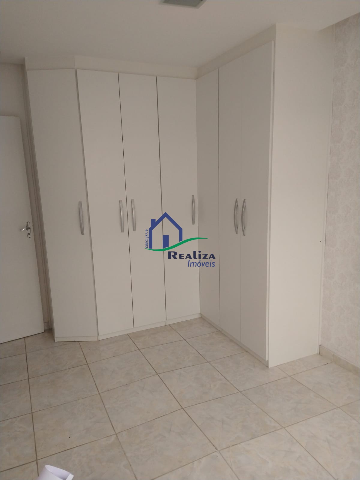 Apartamento à venda com 2 quartos, 60m² - Foto 19