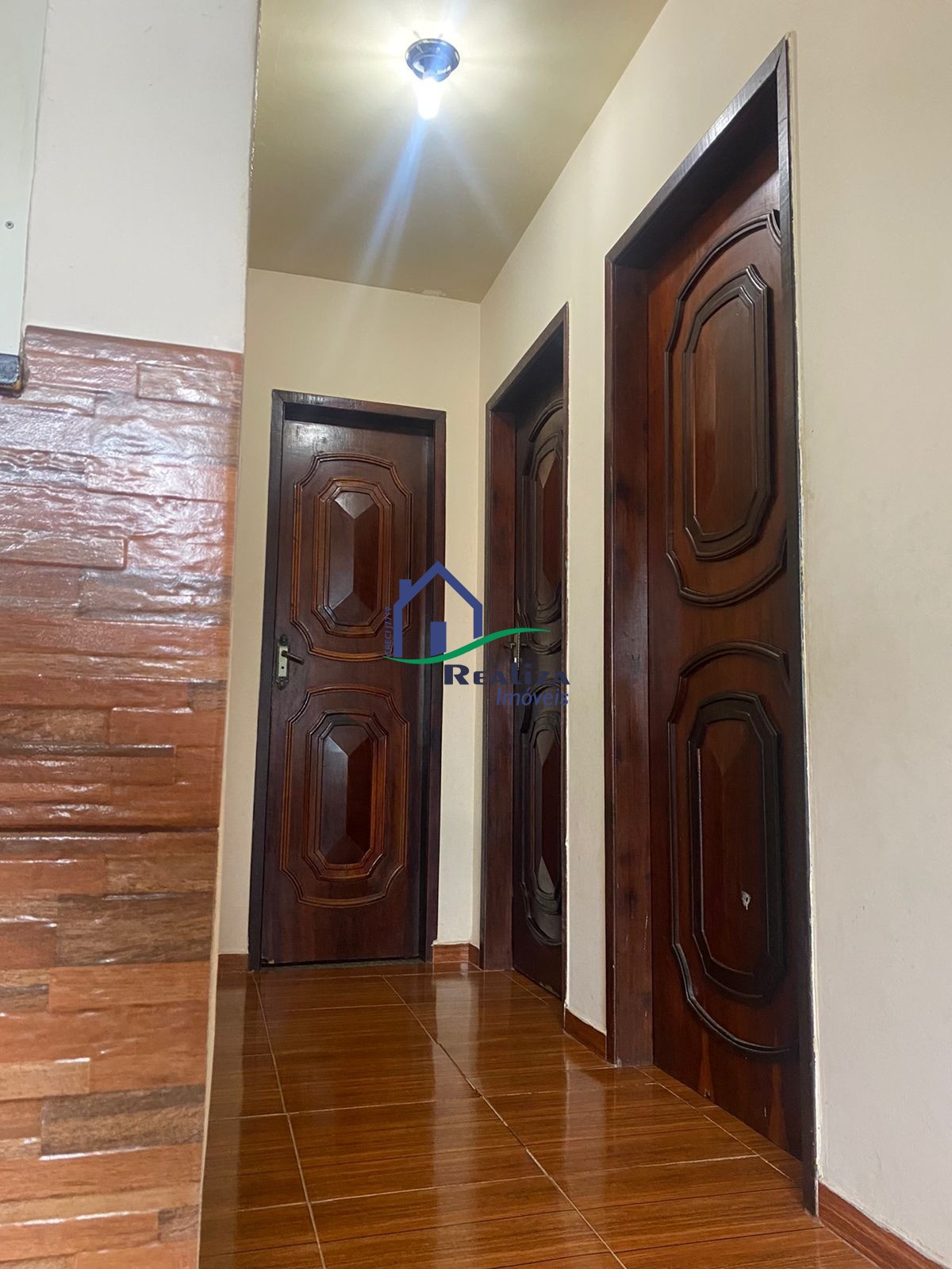 Apartamento à venda com 2 quartos, 85m² - Foto 2