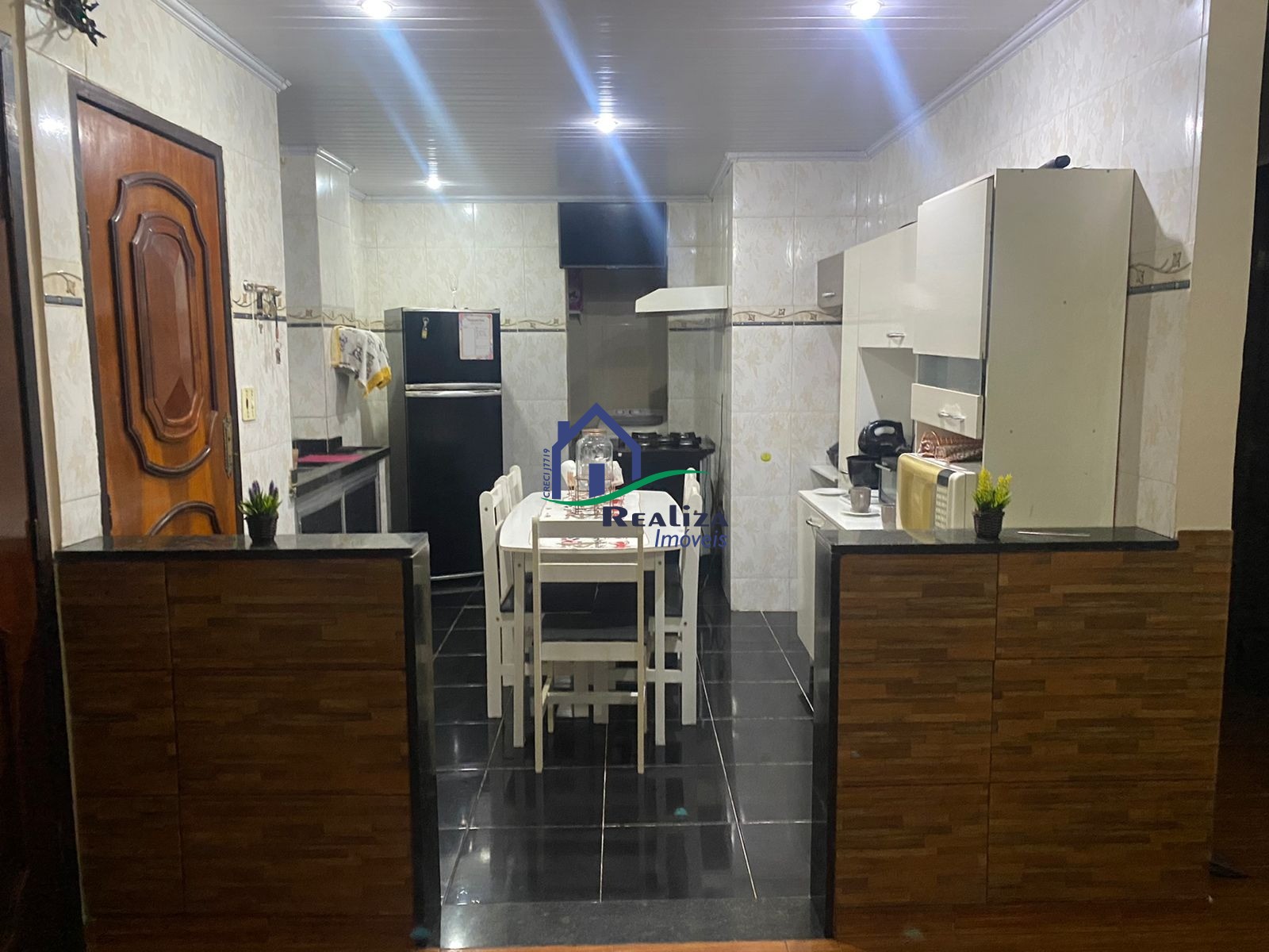 Apartamento à venda com 2 quartos, 85m² - Foto 11