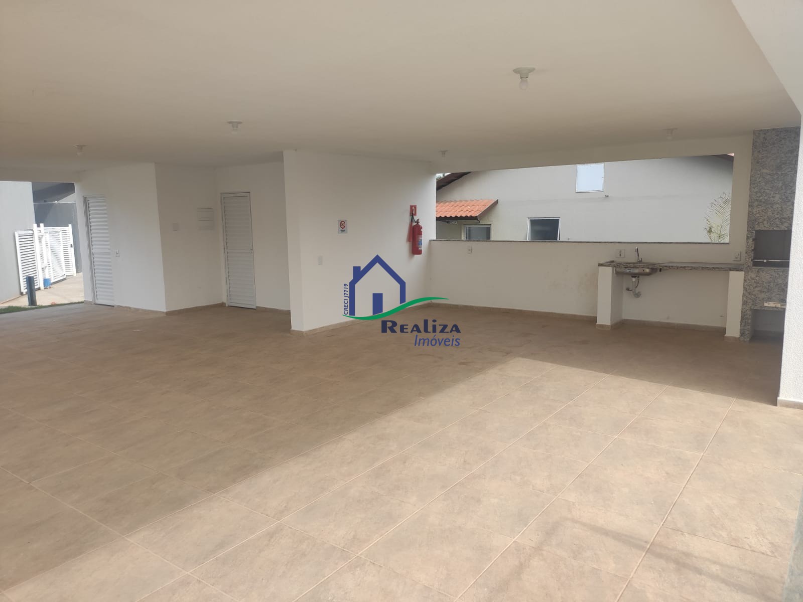 Casa à venda com 2 quartos, 160m² - Foto 15