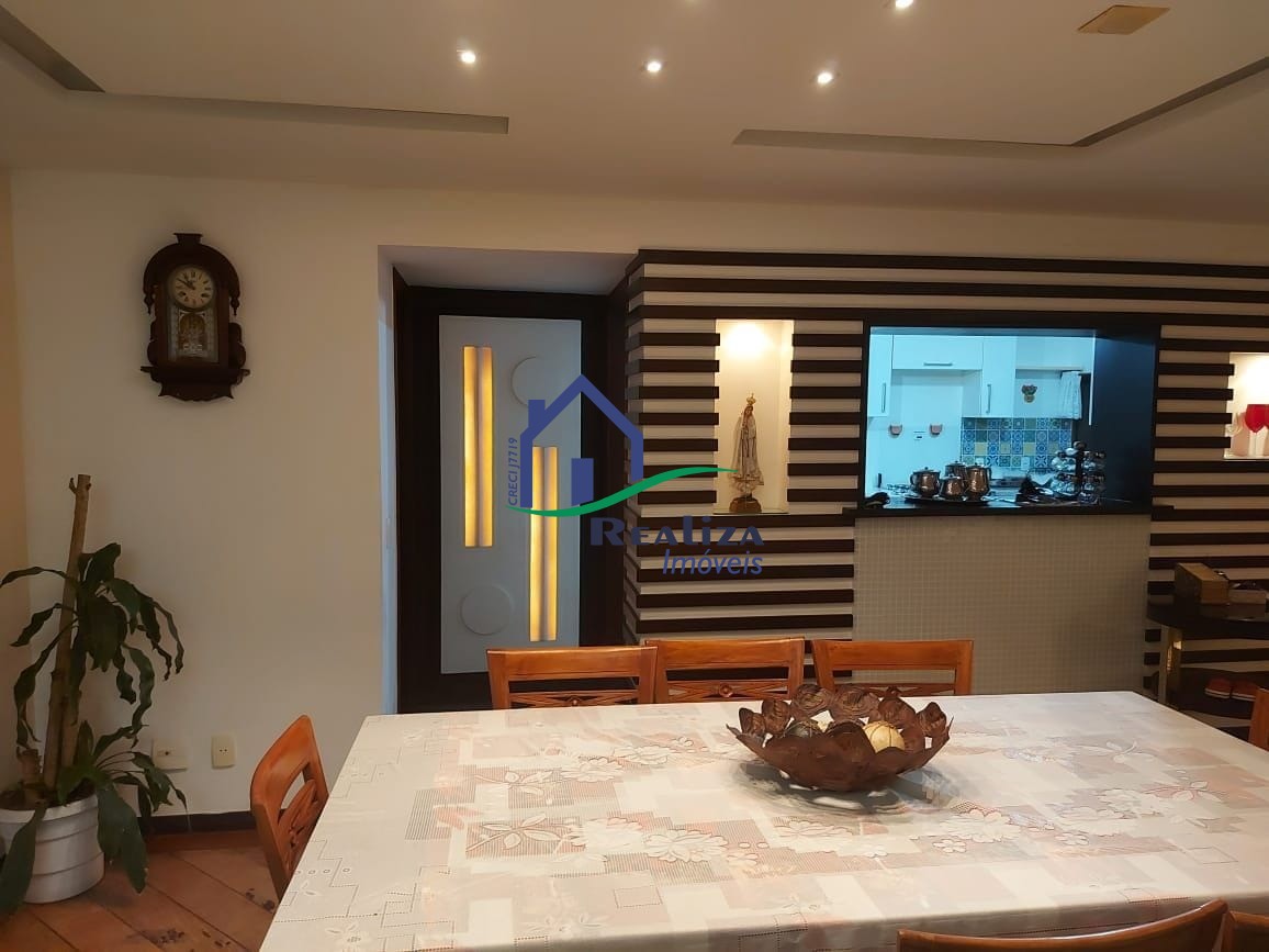 Casa à venda com 4 quartos, 600m² - Foto 5