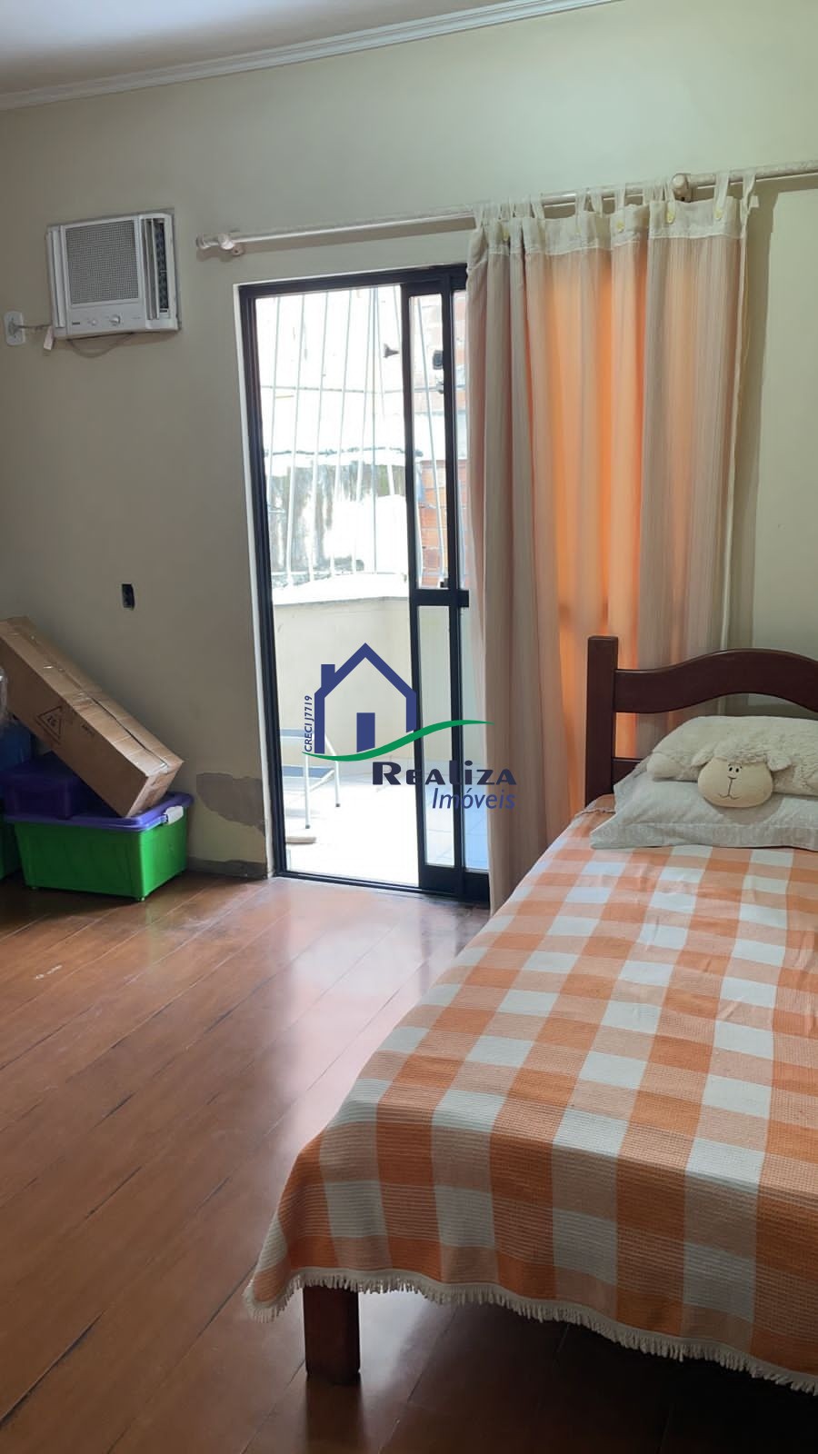 Casa à venda com 3 quartos, 300m² - Foto 6