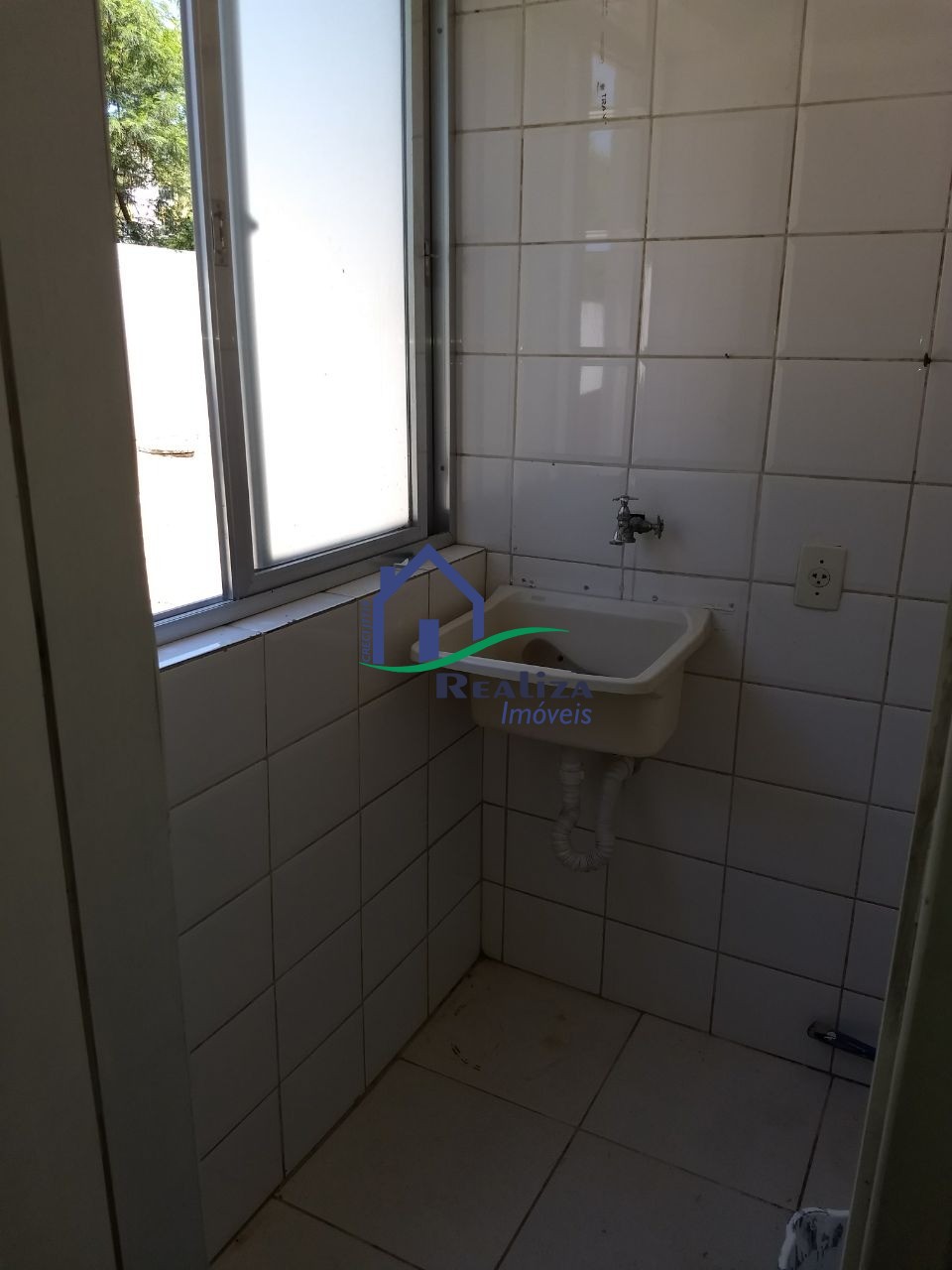 Casa à venda com 2 quartos, 60m² - Foto 14