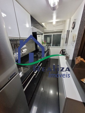 Apartamento à venda com 2 quartos, 70m² - Foto 6