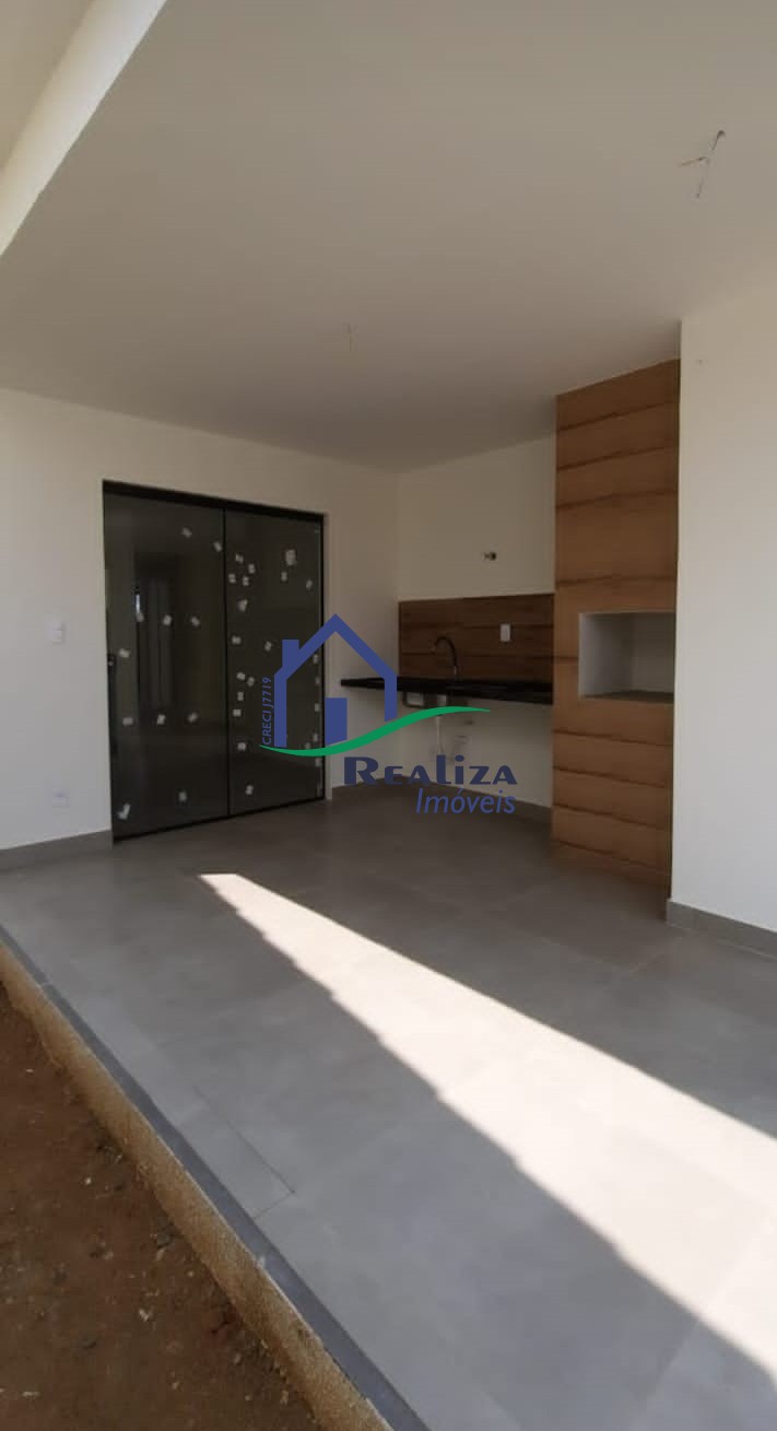 Casa à venda com 3 quartos, 300m² - Foto 10