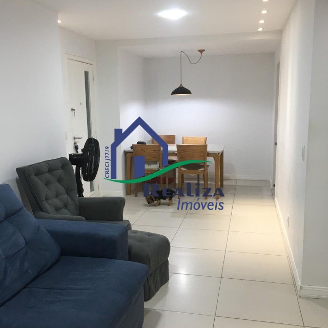 Apartamento à venda com 3 quartos, 80m² - Foto 2