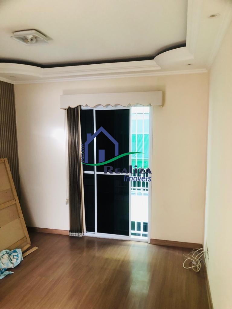 Apartamento à venda com 2 quartos, 60m² - Foto 2