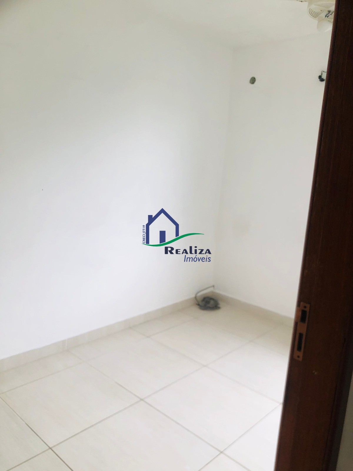 Apartamento à venda com 2 quartos, 60m² - Foto 18