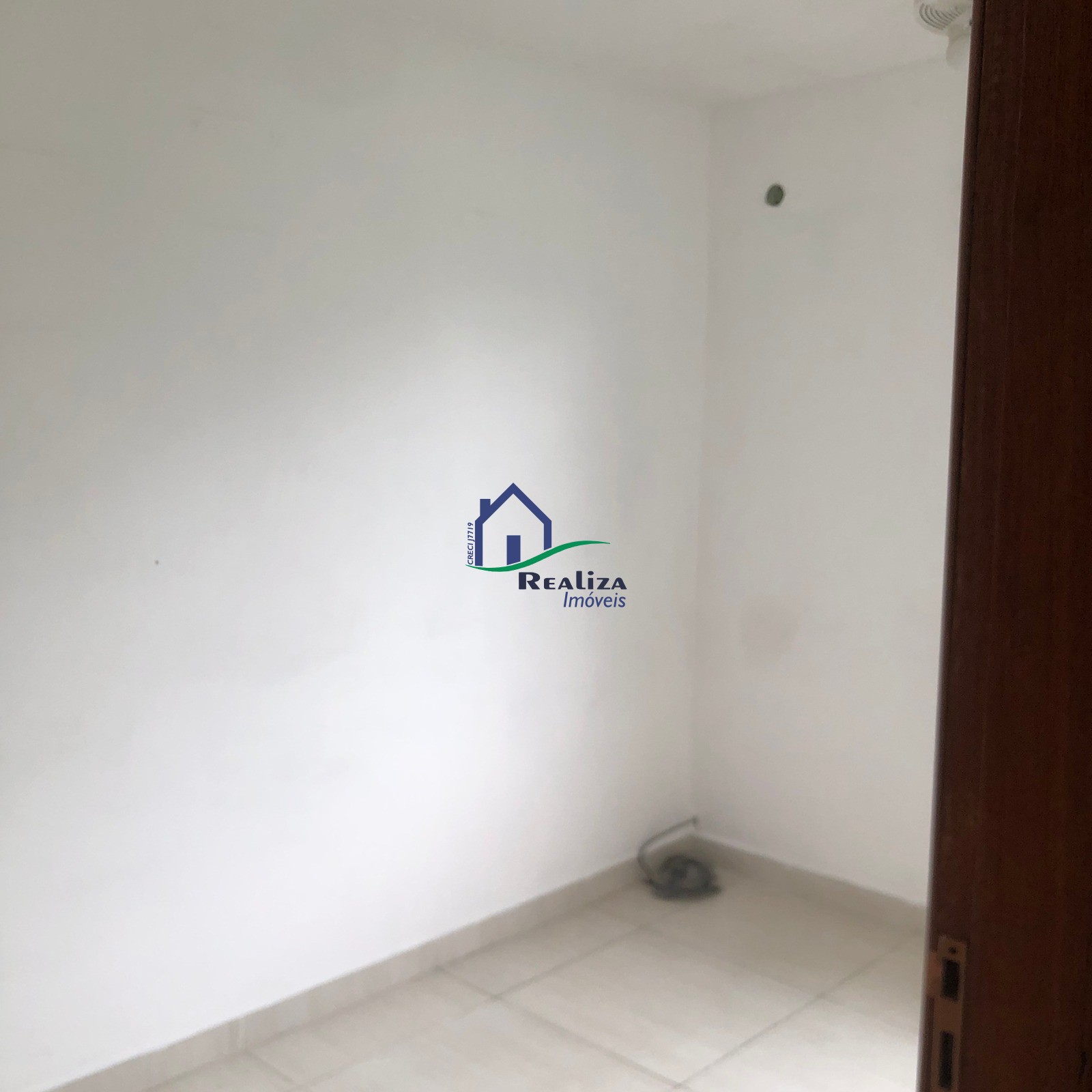 Apartamento à venda com 2 quartos, 60m² - Foto 19