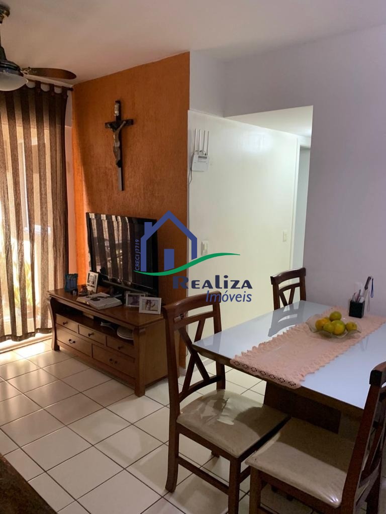 Apartamento à venda com 3 quartos, 80m² - Foto 1