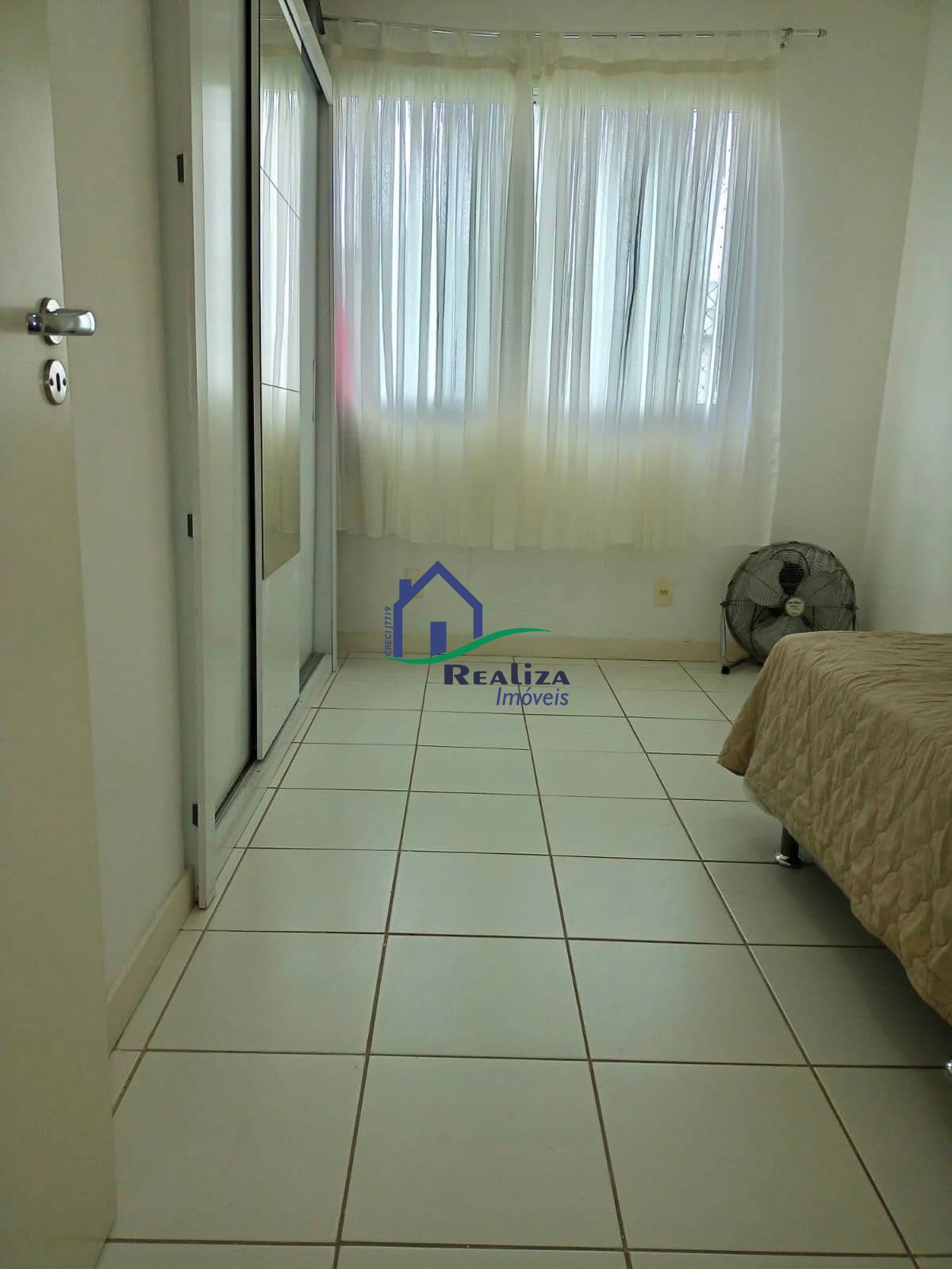 Apartamento à venda com 2 quartos, 65m² - Foto 17