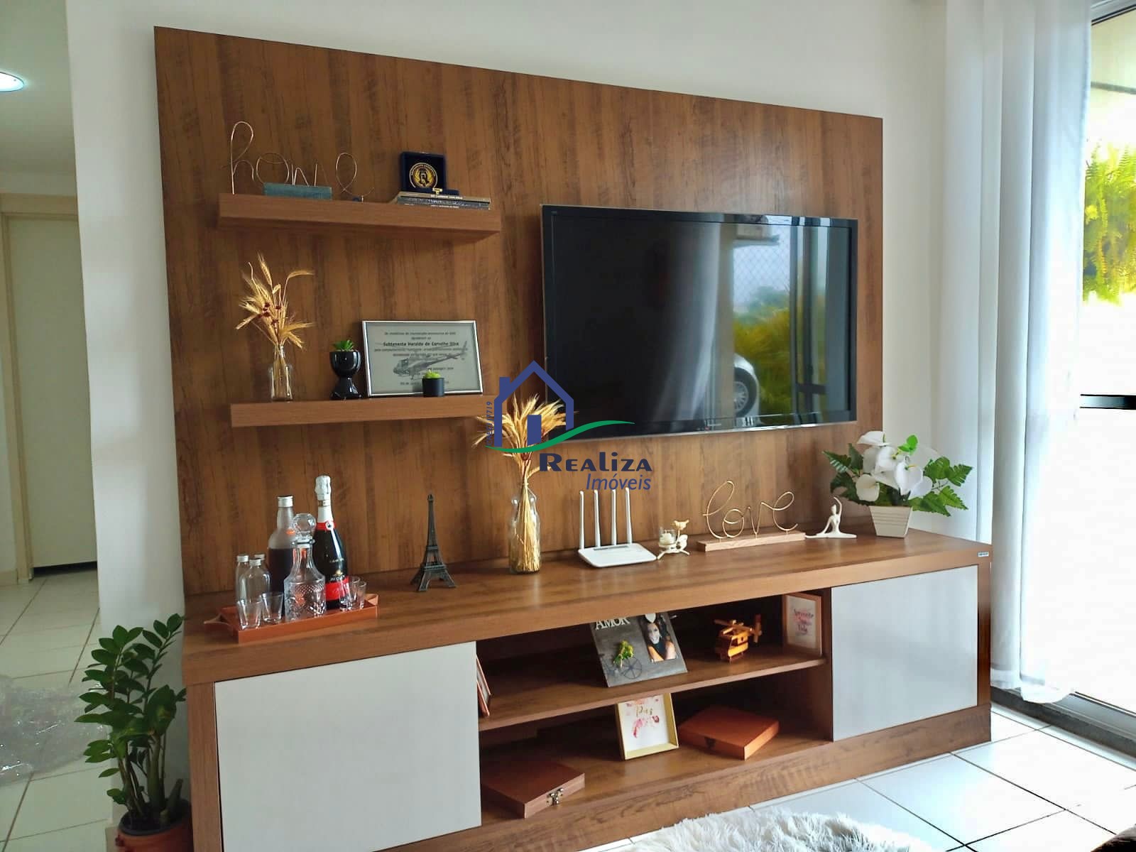 Apartamento à venda com 2 quartos, 65m² - Foto 2