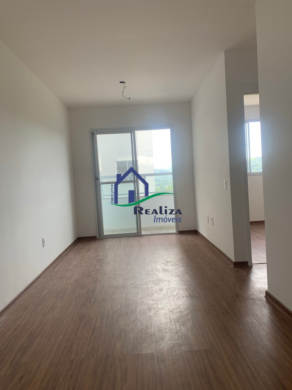 Apartamento à venda com 2 quartos, 45m² - Foto 2