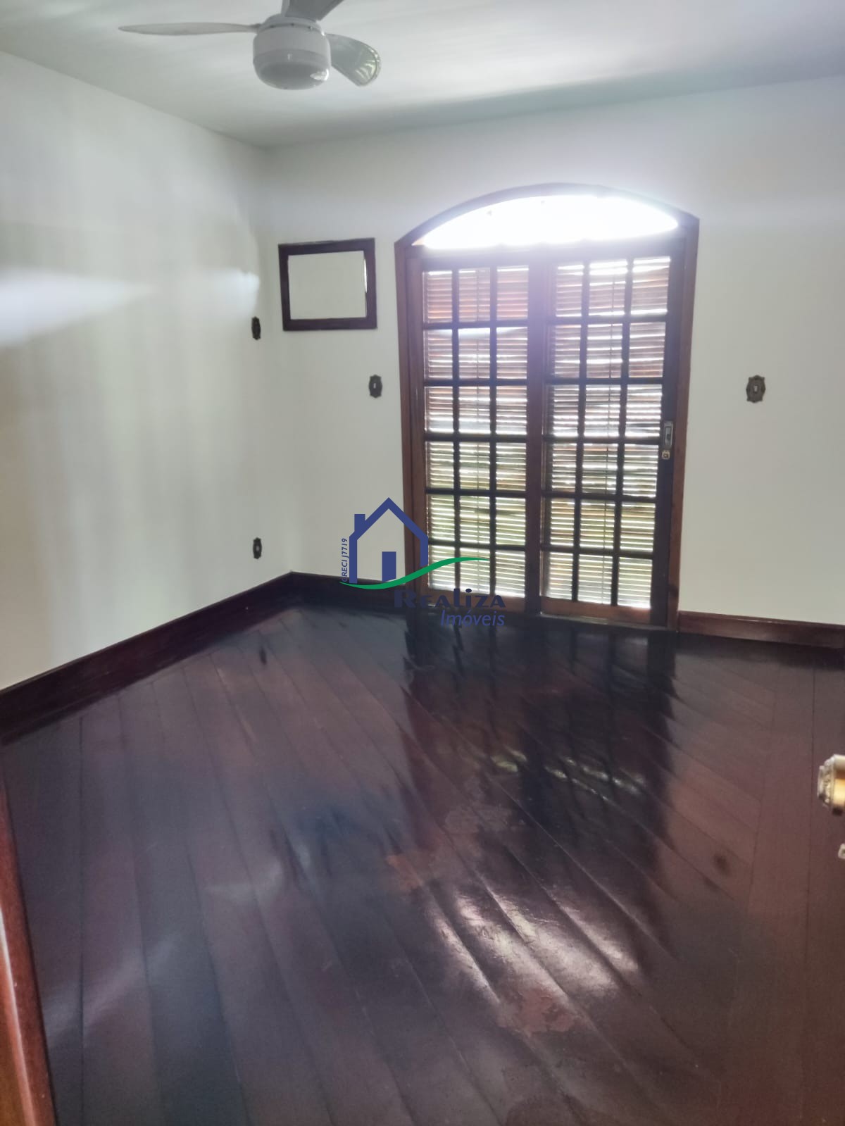 Casa à venda com 4 quartos, 500m² - Foto 17