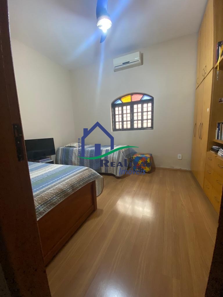 Casa à venda com 3 quartos, 360m² - Foto 10