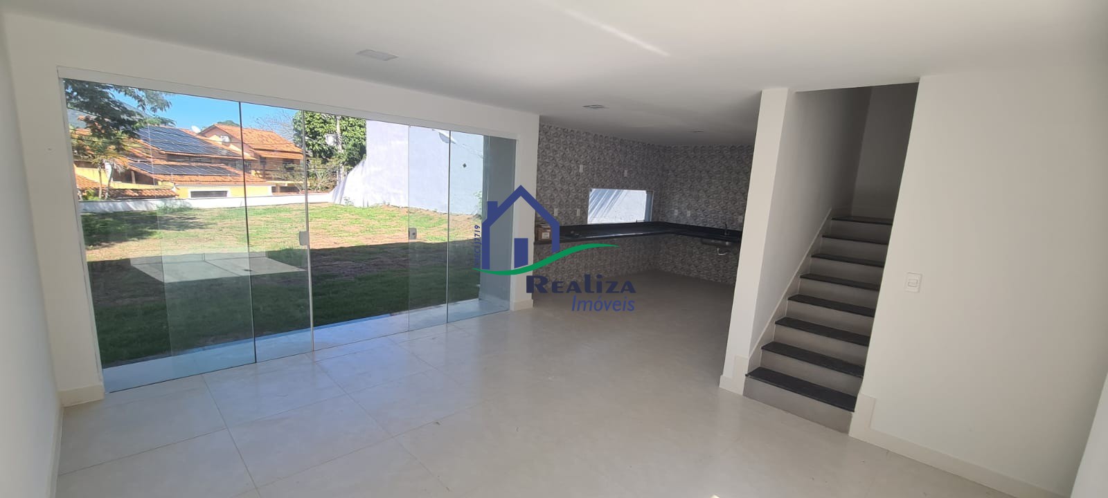 Casa à venda com 3 quartos, 121m² - Foto 5