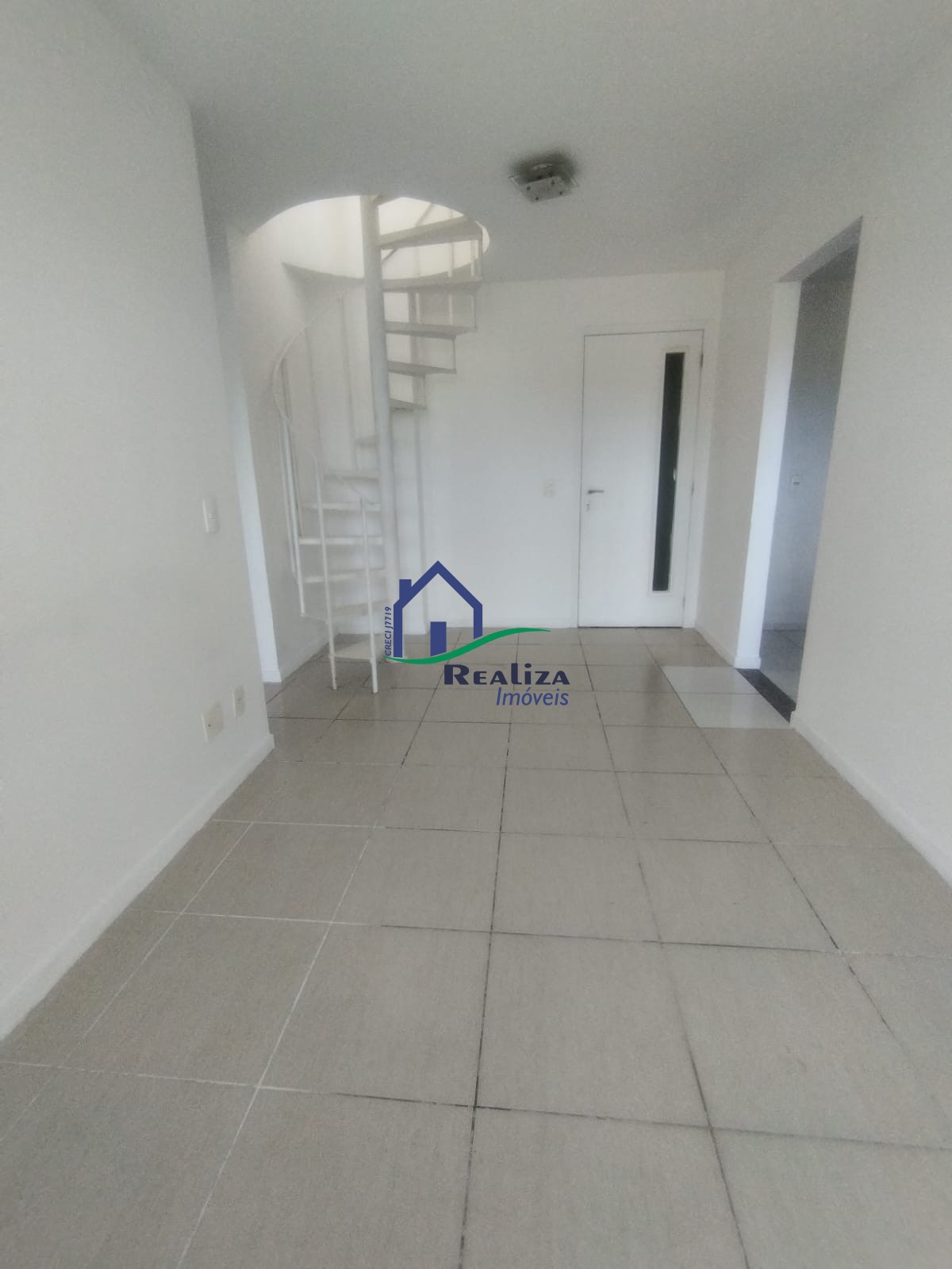 Cobertura à venda com 2 quartos, 104m² - Foto 3