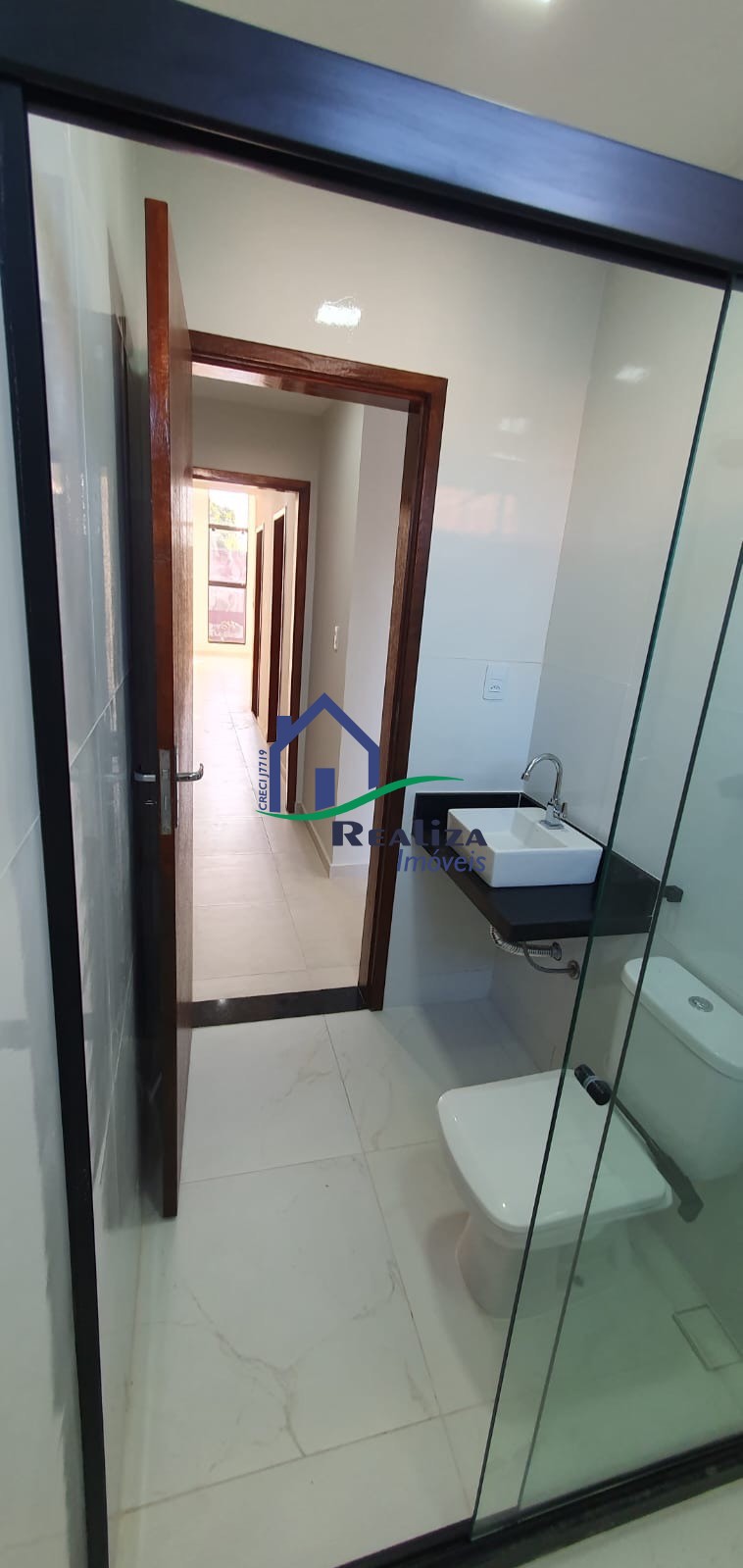 Casa à venda com 3 quartos, 90m² - Foto 13