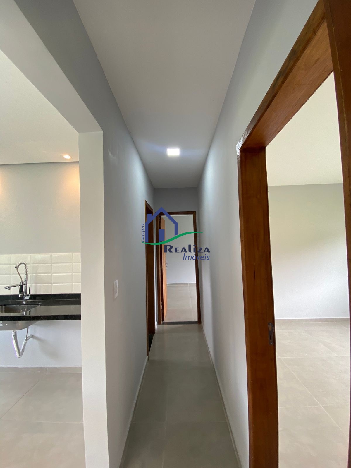 Casa à venda com 3 quartos, 130m² - Foto 11