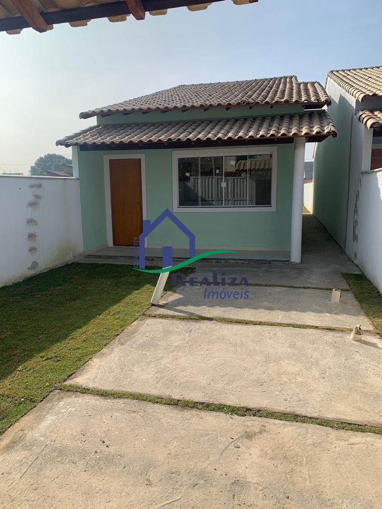 Casa à venda com 2 quartos, 90m² - Foto 1