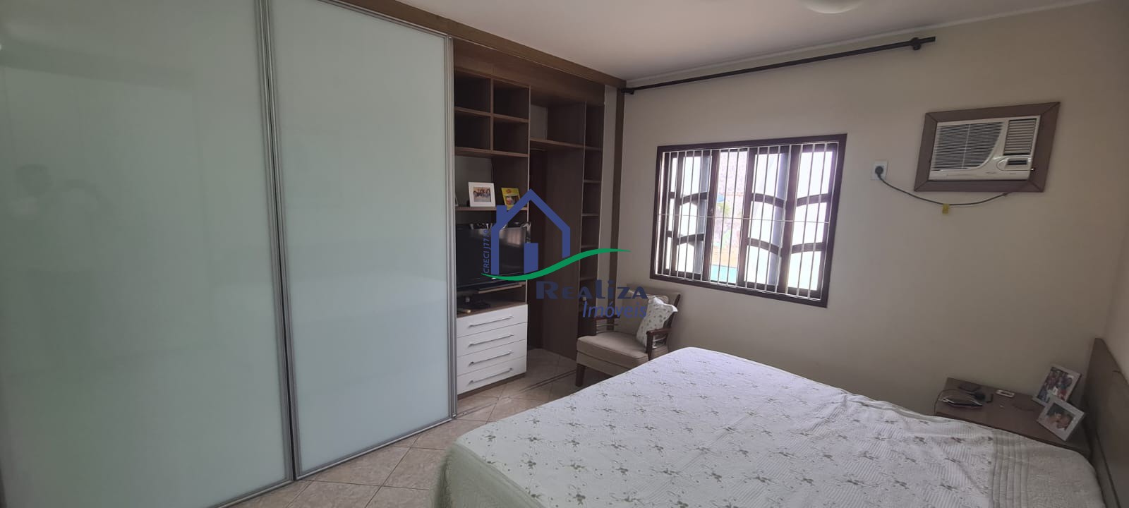 Casa à venda com 4 quartos, 222m² - Foto 19