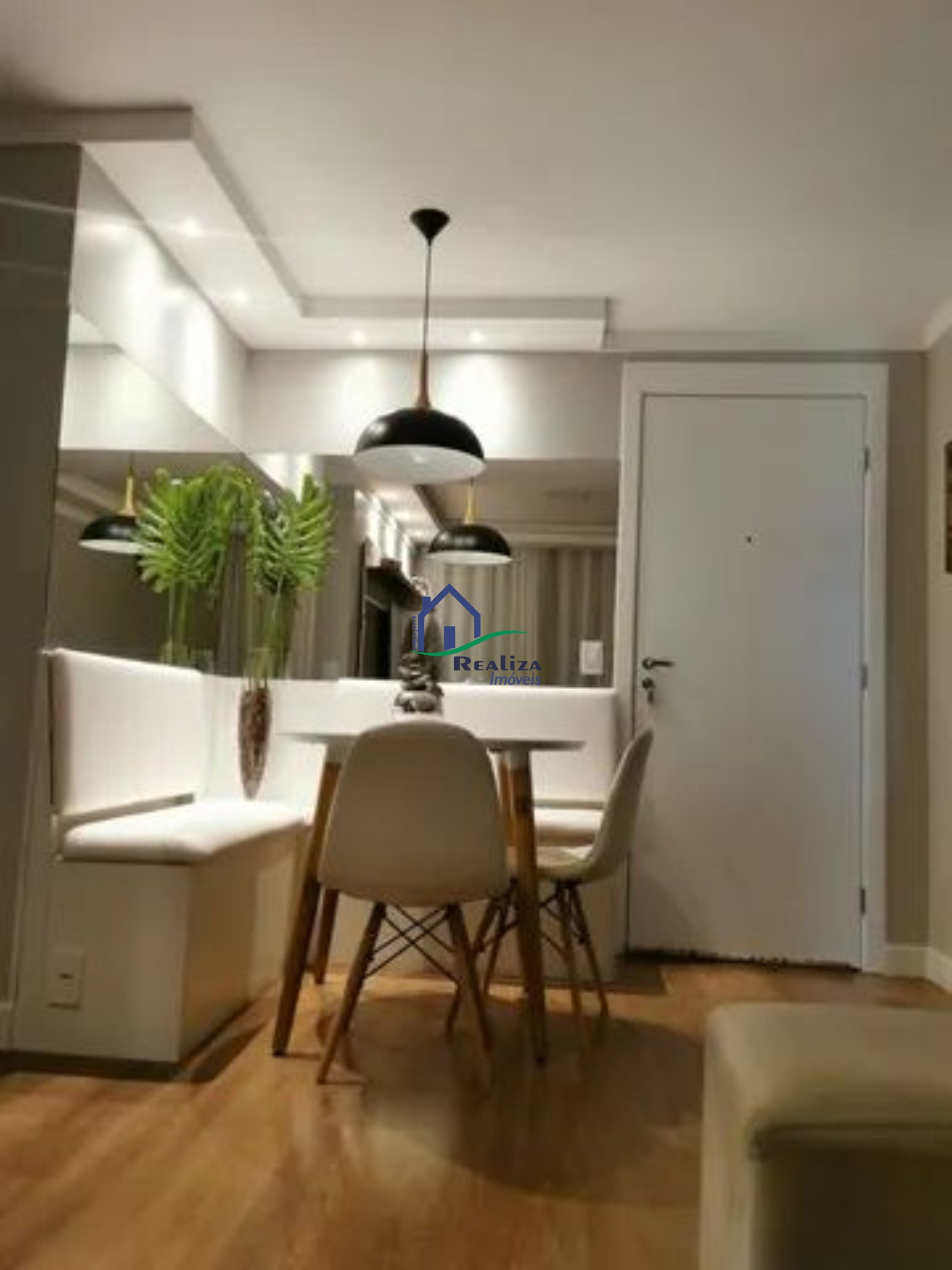 Apartamento à venda com 2 quartos, 60m² - Foto 2