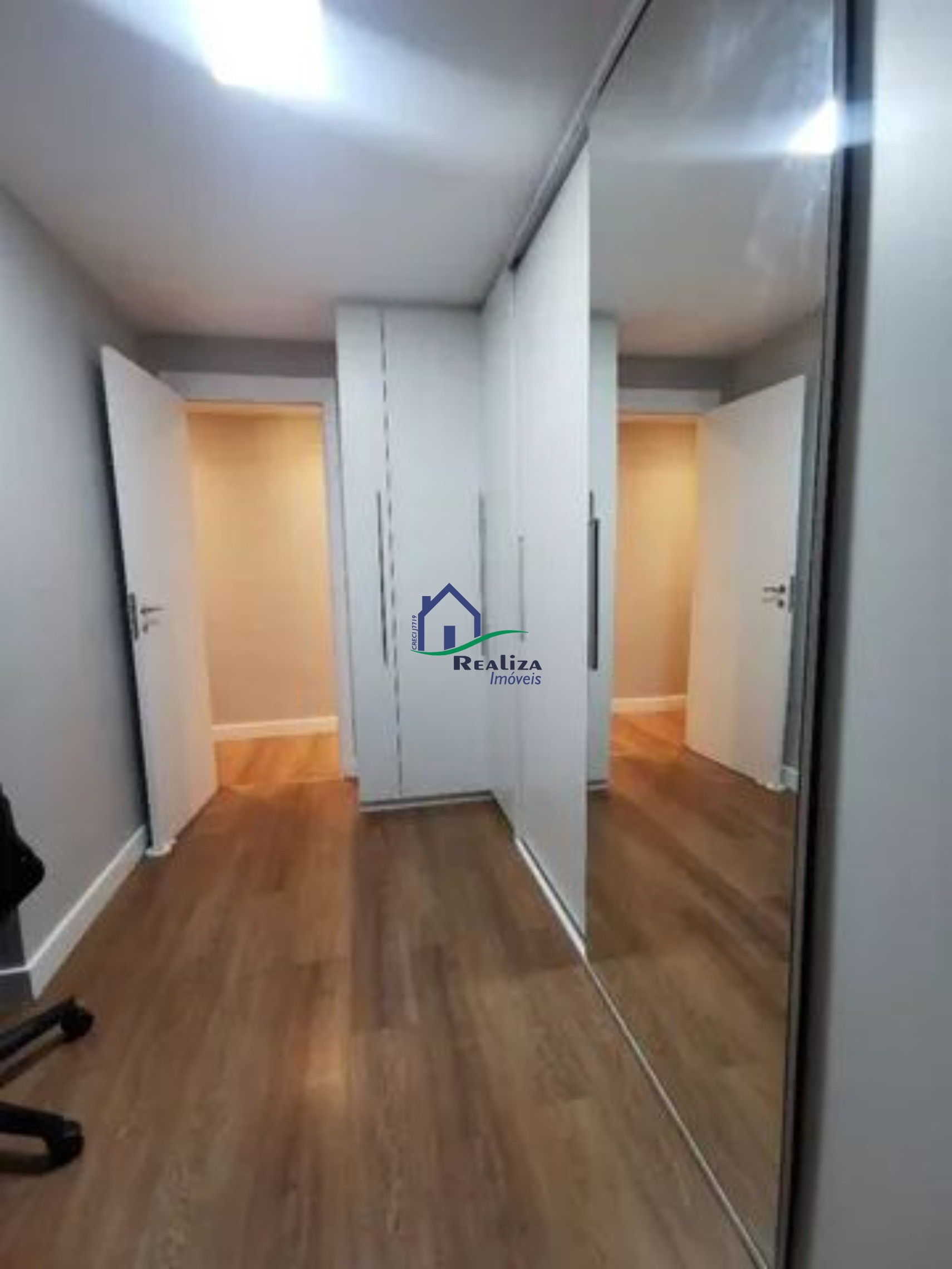 Apartamento à venda com 2 quartos, 60m² - Foto 9