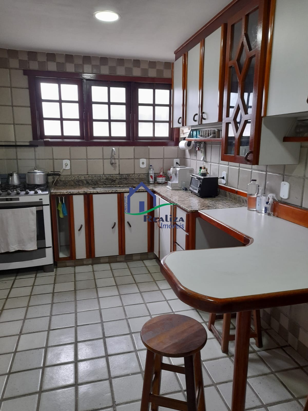 Casa à venda com 6 quartos, 295m² - Foto 12