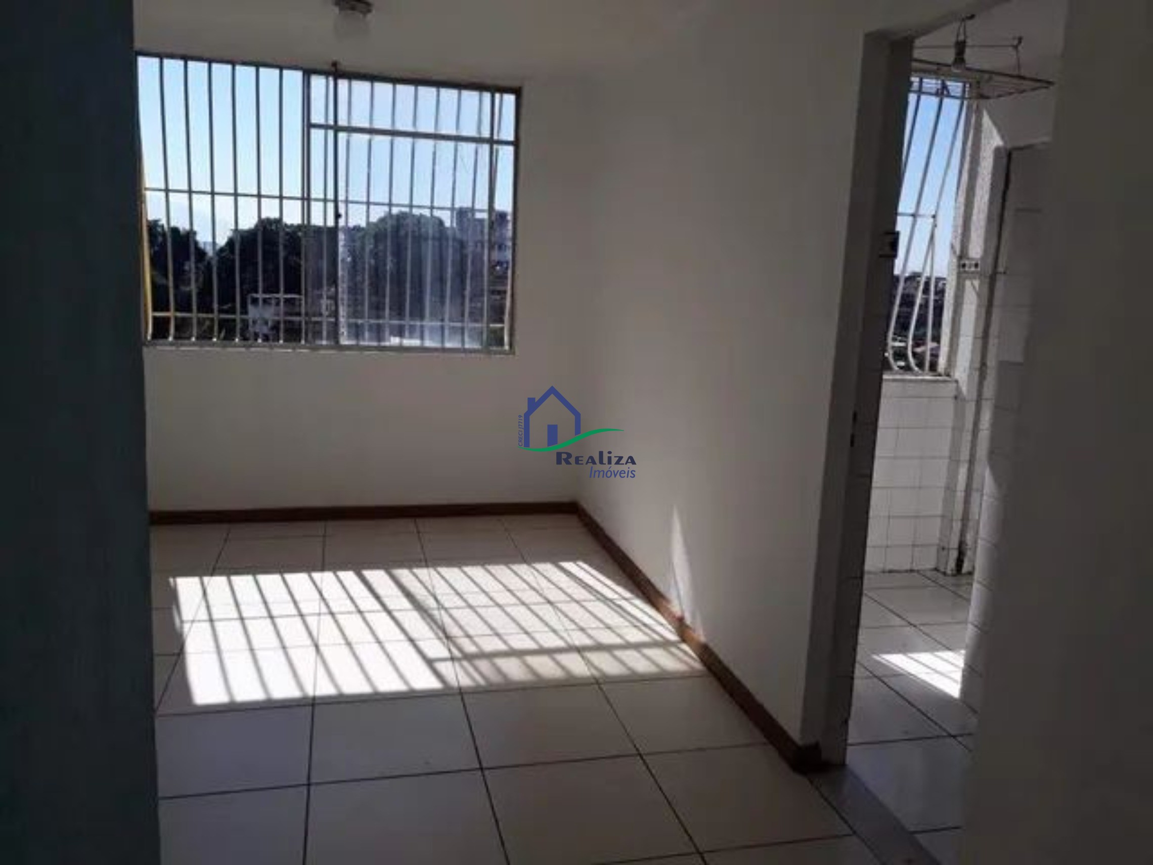 Apartamento à venda com 2 quartos, 60m² - Foto 1