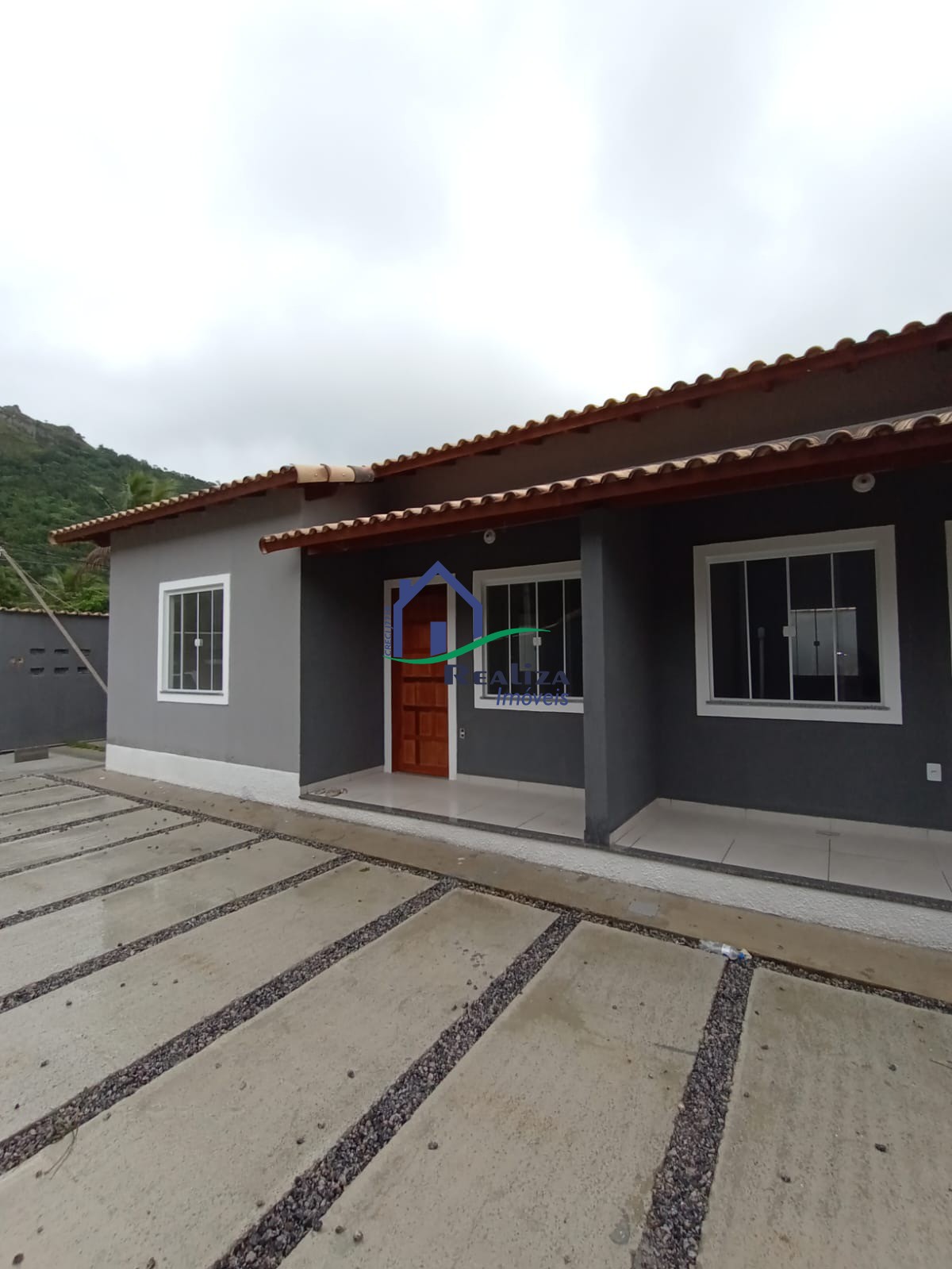 Casa à venda com 2 quartos, 60m² - Foto 3