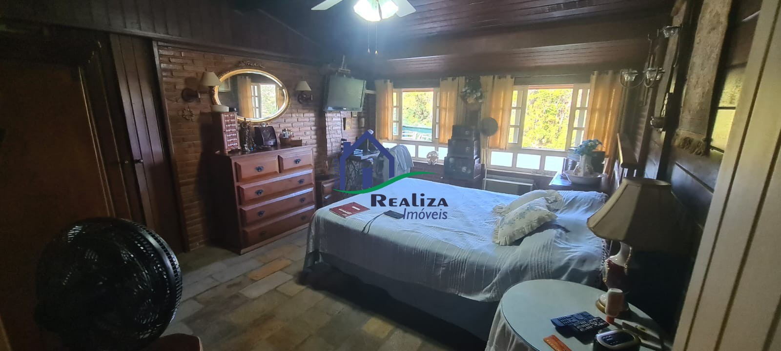 Casa à venda com 3 quartos, 230m² - Foto 16