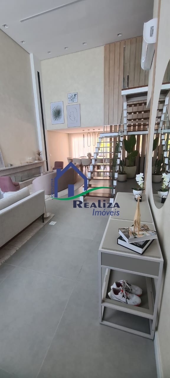 Casa à venda com 4 quartos, 310m² - Foto 3