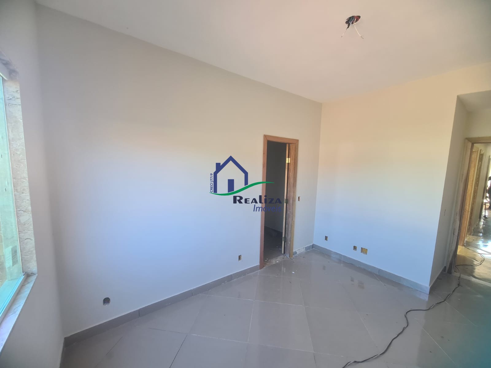 Casa à venda com 3 quartos, 96m² - Foto 11