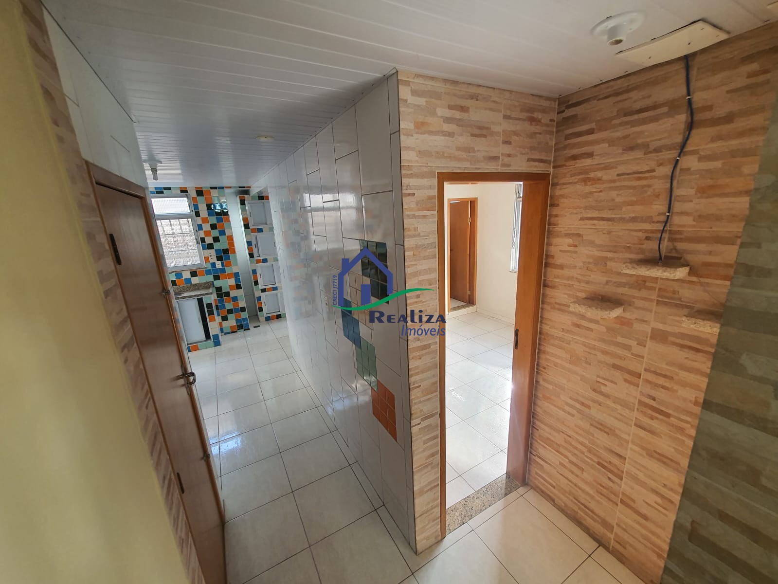 Casa à venda com 2 quartos, 90m² - Foto 5