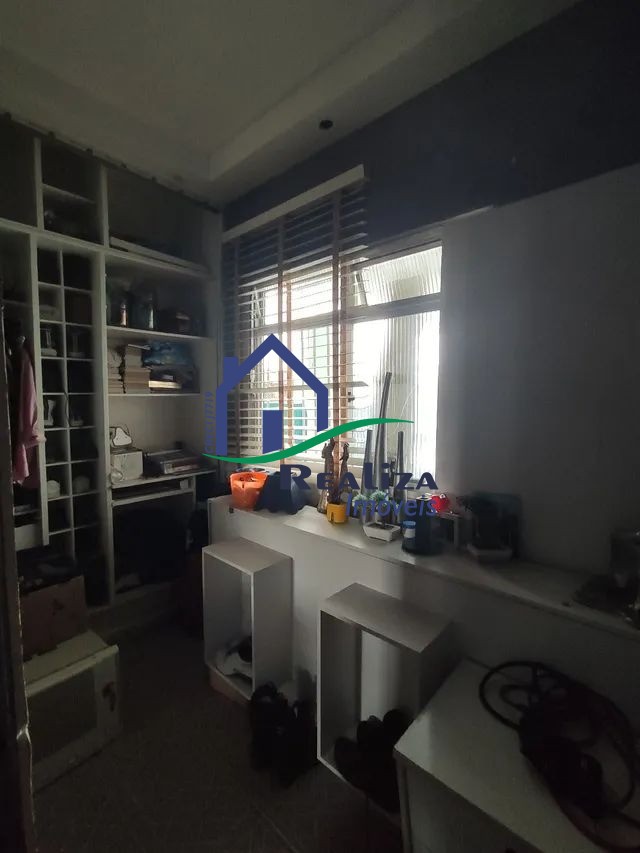 Casa à venda com 4 quartos, 70m² - Foto 6