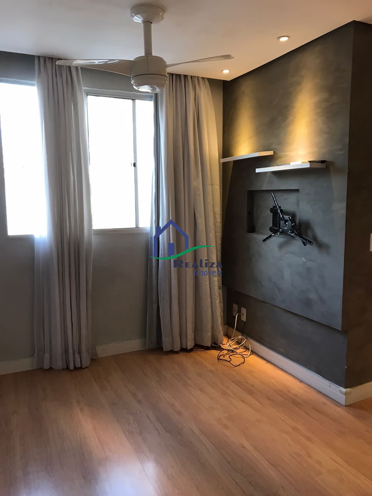 Apartamento à venda com 2 quartos, 43m² - Foto 3